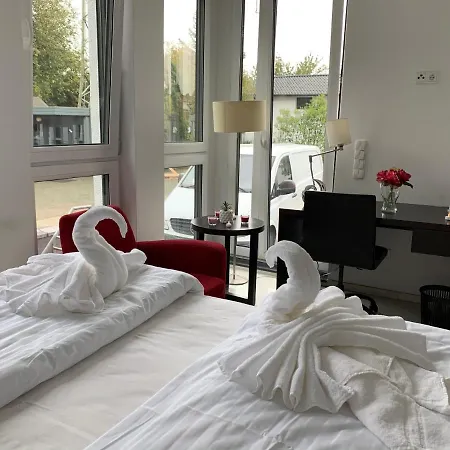 Apartmán Lovely Studio West 4&7 *
